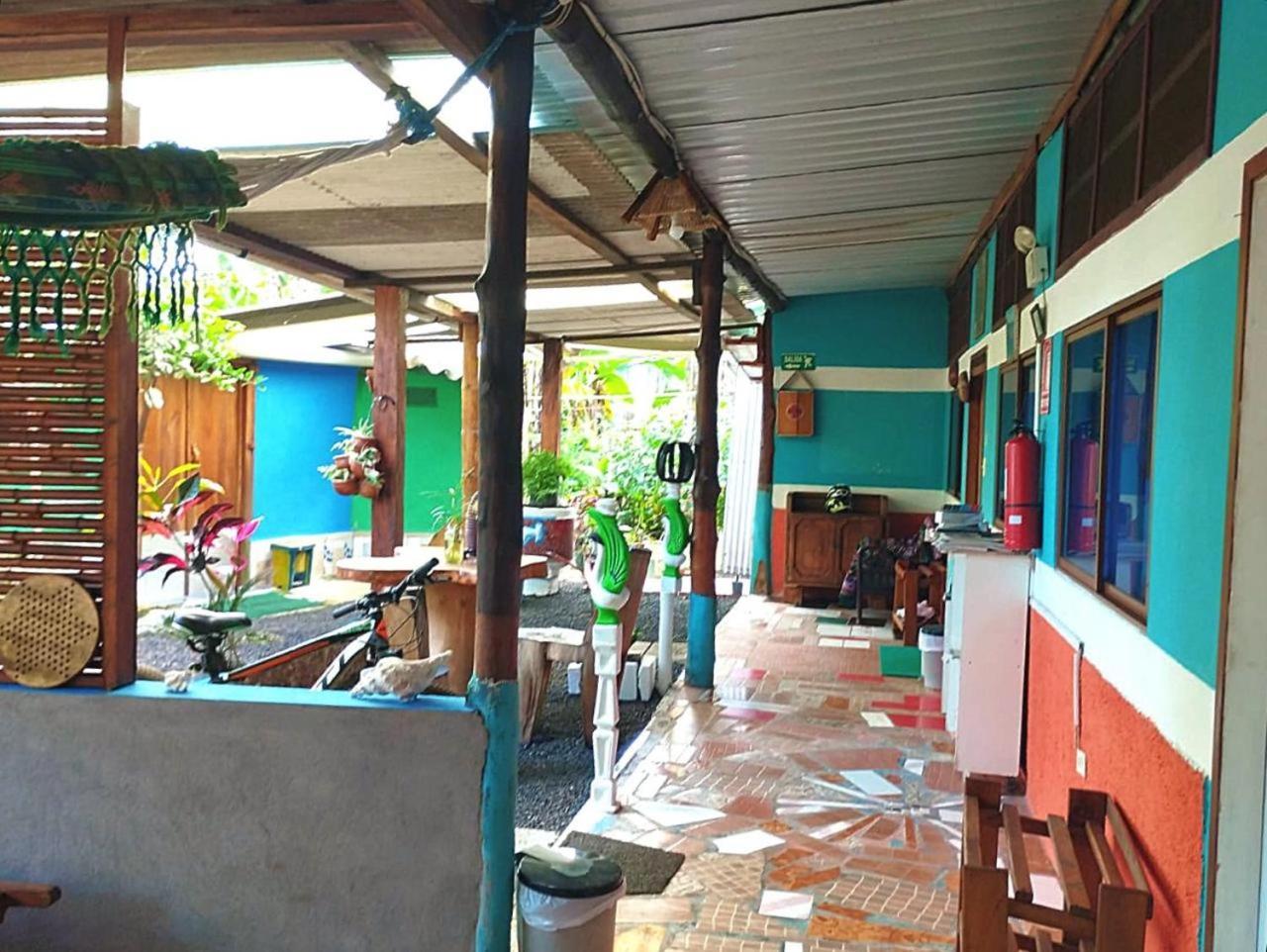 Ferienwohnung Alojamiento Sumak Kawsay Puerto Ayora  Exterior foto