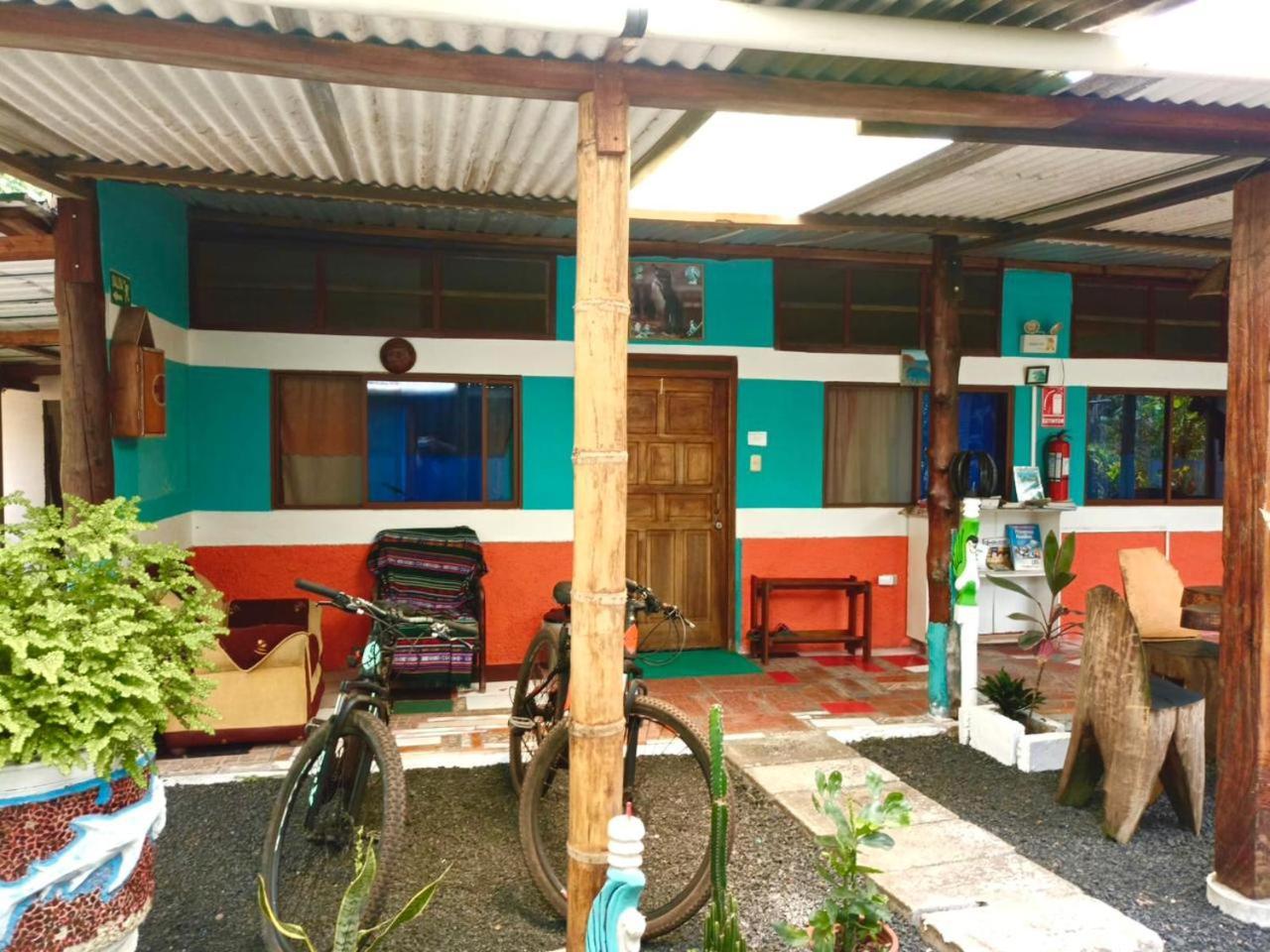 Ferienwohnung Alojamiento Sumak Kawsay Puerto Ayora  Exterior foto